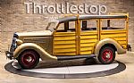 1935 Ford Deluxe Woody Wagon