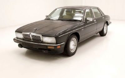 Photo of a 1990 Jaguar XJ6 Vanden Plas for sale