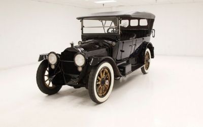 1917 Packard Twin Six 2-25 Series Touring 