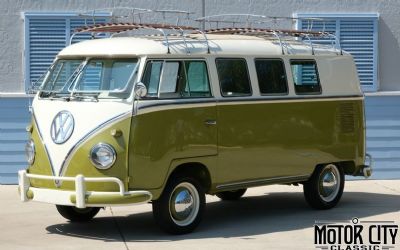 1961 Volkswagen Microbus Passenger 