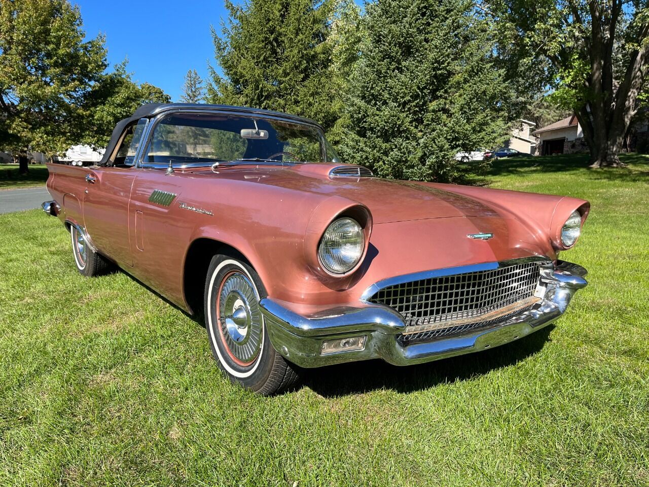 1957 Thunderbird Image