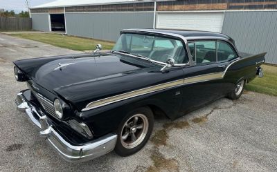 1957 Ford Fairlane 