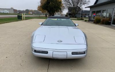 Photo of a 1996 Chevrolet Corvette Base 2DR Convertible for sale