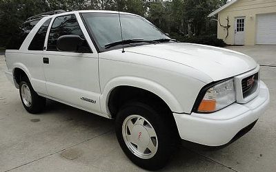 Photo of a 2000 GMC Jimmy SLS 2 Dr. SUV for sale