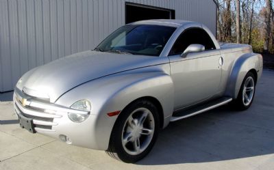Photo of a 2004 Chevrolet SSR 1/2 Ton for sale