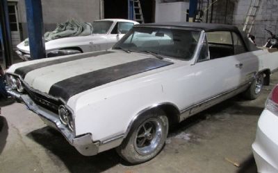 Photo of a 1965 Oldsmobile 442 Coupe for sale