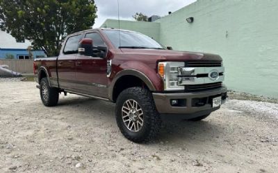 Photo of a 2017 Ford Super Duty F-250 SRW Truck for sale