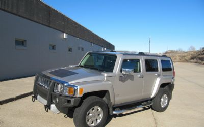 Photo of a 2009 Hummer H-3 H-3 Luxury 4X4 Luxury All Options for sale