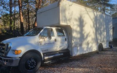 Photo of a 2009 Ford F650 Crew Cab BOX Truck for sale