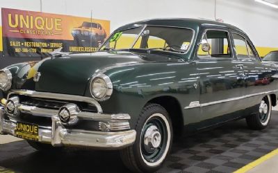 1951 Ford Custom 2 Door Sedan 