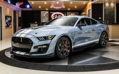 Photo of a 2022 Ford Mustang Shelby GT500 Carbon FI 2022 Ford Mustang Shelby GT500 for sale