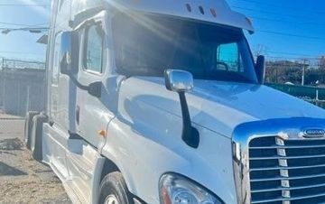 Photo of a 2013 Freightliner Cascadia 125 Semi-Tractor for sale