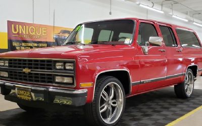 Photo of a 1991 Chevrolet Suburban R1500 for sale