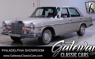 Photo of a 1972 Mercedes-Benz 280SE for sale