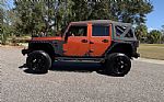 2009 Wrangler Unlimited Sahara Thumbnail 2