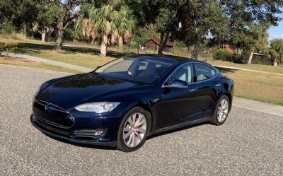 Photo of a 2014 Tesla Model S P85 for sale