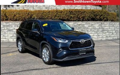 Photo of a 2021 Toyota Highlander SUV for sale