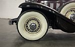 1932 355 B Standard Sedan Thumbnail 10