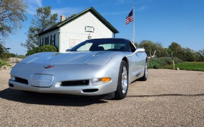 2001 Chevrolet Corvette Base 2DR Coupe