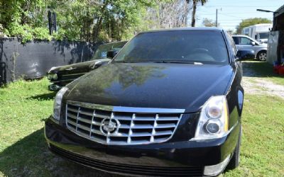 Photo of a 2008 Cadillac DTS Luxury I for sale
