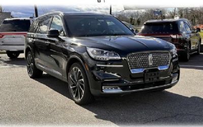 Photo of a 2021 Lincoln Aviator SUV for sale