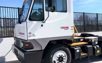 Photo of a 2018 Ottawa Kalmar 4X2 Yard Spotter Truck for sale