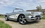 1961 Corvette Thumbnail 7