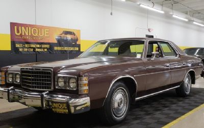 1977 Ford LTD 4DR Sedan 