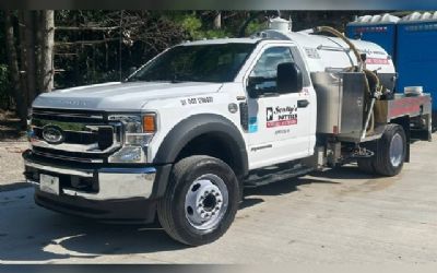 Photo of a 2021 Ford F600 Vacuum Truck for sale