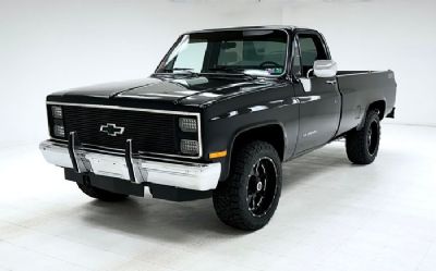 Photo of a 1986 Chevrolet K-10 Long Bed Pickup for sale