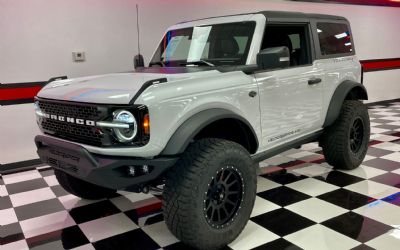 Photo of a 2022 Ford Bronco Hennessey Velociraptor for sale
