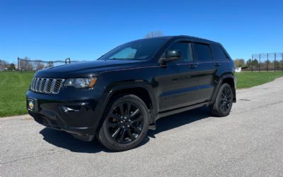 Photo of a 2018 Jeep Grand Cherokee Altitude 4X4 4DR SUV for sale