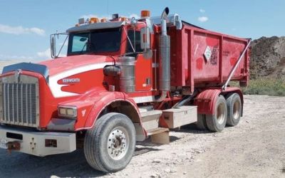 Photo of a 1996 Kenworth T800 Roll Off Dumpster/Dump Truck for sale