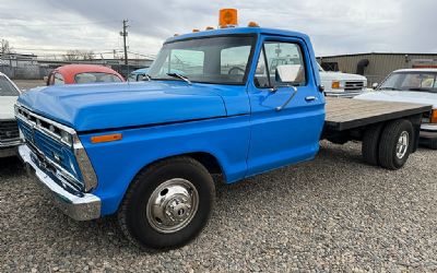 1974 Ford F-350 Dually Flatbed Truck