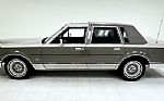 1988 Town Car Cartier Edition Sedan Thumbnail 2