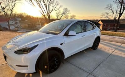 2024 Tesla Model Y Long Range