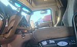 2015 T680 Sleeper Semi Truck Thumbnail 7