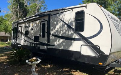 Photo of a 2014 Keystone Carbon 31 Toyhauler for sale