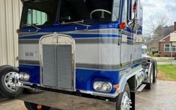 Photo of a 1973 Kenworth K100 for sale