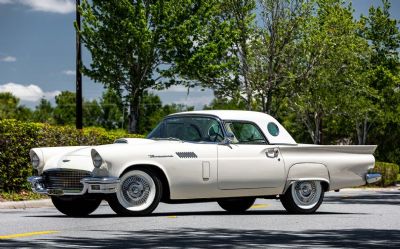 1957 Ford Thunderbird 