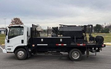 Photo of a 2008 GMC W3500 With Seal Coat Tank for sale