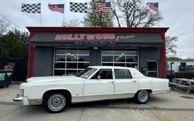 Photo of a 1979 Lincoln Town Car for sale