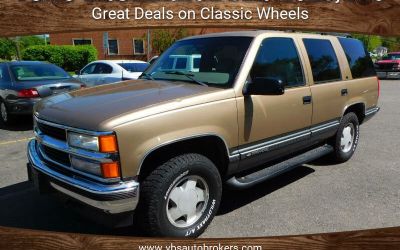 Photo of a 1999 Chevrolet Tahoe LT 4DR 4WD SUV for sale