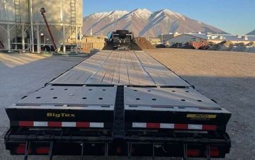 Photo of a 2022 Big TEX 25GN HD 40 Foot With Mega Ramp Trailer for sale