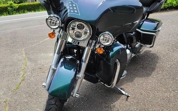 Photo of a 2021 Harley-Davidson® Touring CVO Limited for sale
