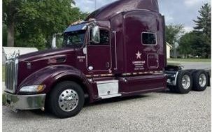Photo of a 2013 Peterbilt 386 for sale