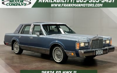 Photo of a 1985 Lincoln Town Car Signature for sale