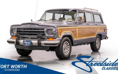 Photo of a 1991 Jeep Grand Wagoneer Final Edition for sale