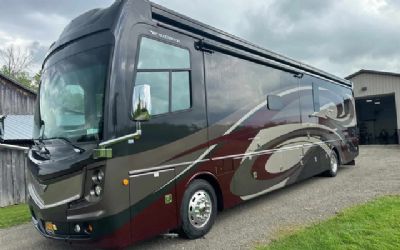 2017 Fleetwood Discovery® LXE 40G
