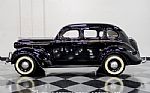 1938 Deluxe 4 Door Sedan Thumbnail 2